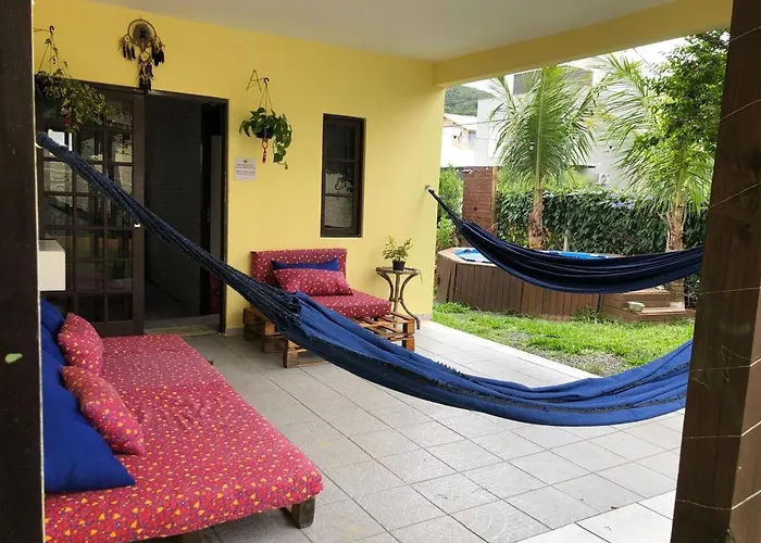 Casa Vibra Luz Guest House Familiar