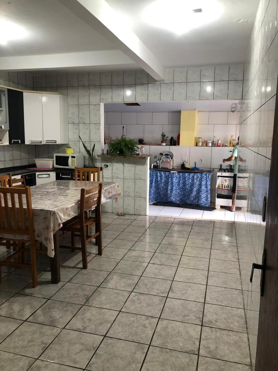 Hostal Casa Vibra Luz Familiar